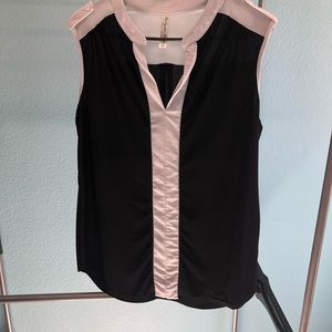 Short sleeve Black and white top